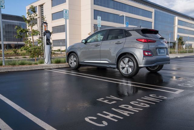 Hyundai Kona Electric photo 21