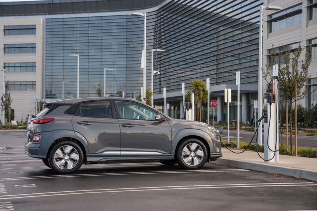 Hyundai Kona Electric photo 22