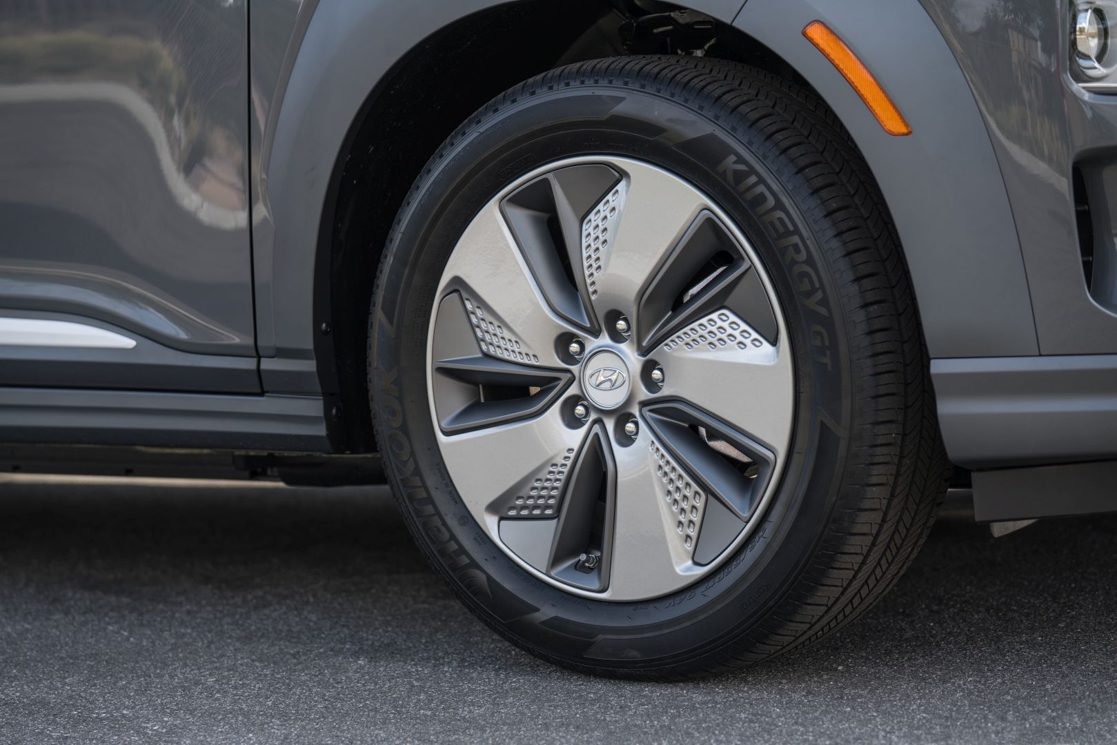 Hyundai Kona Electric photo 30