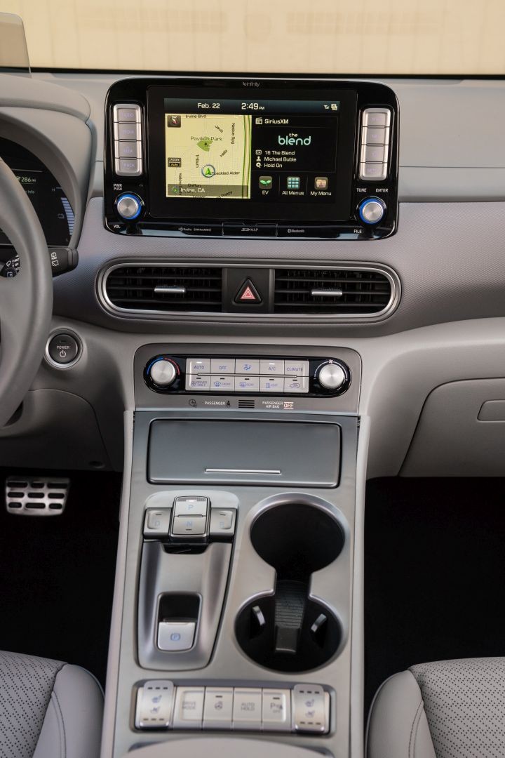 Hyundai Kona Electric photo 45