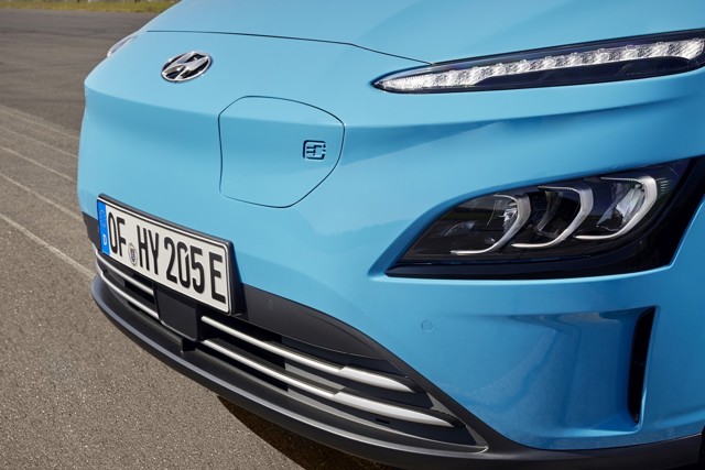 Hyundai Kona Electric photo 11