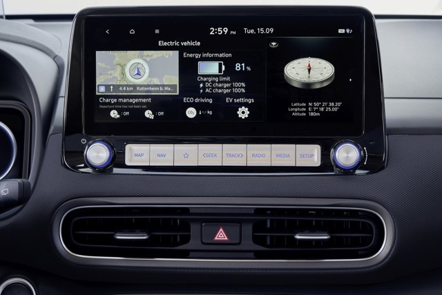 Hyundai Kona Electric photo 15