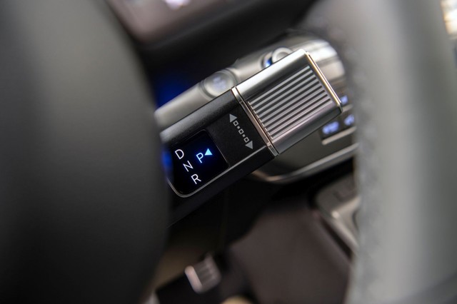 Hyundai Kona Electric photo 60