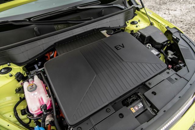 Hyundai Kona Electric photo 71