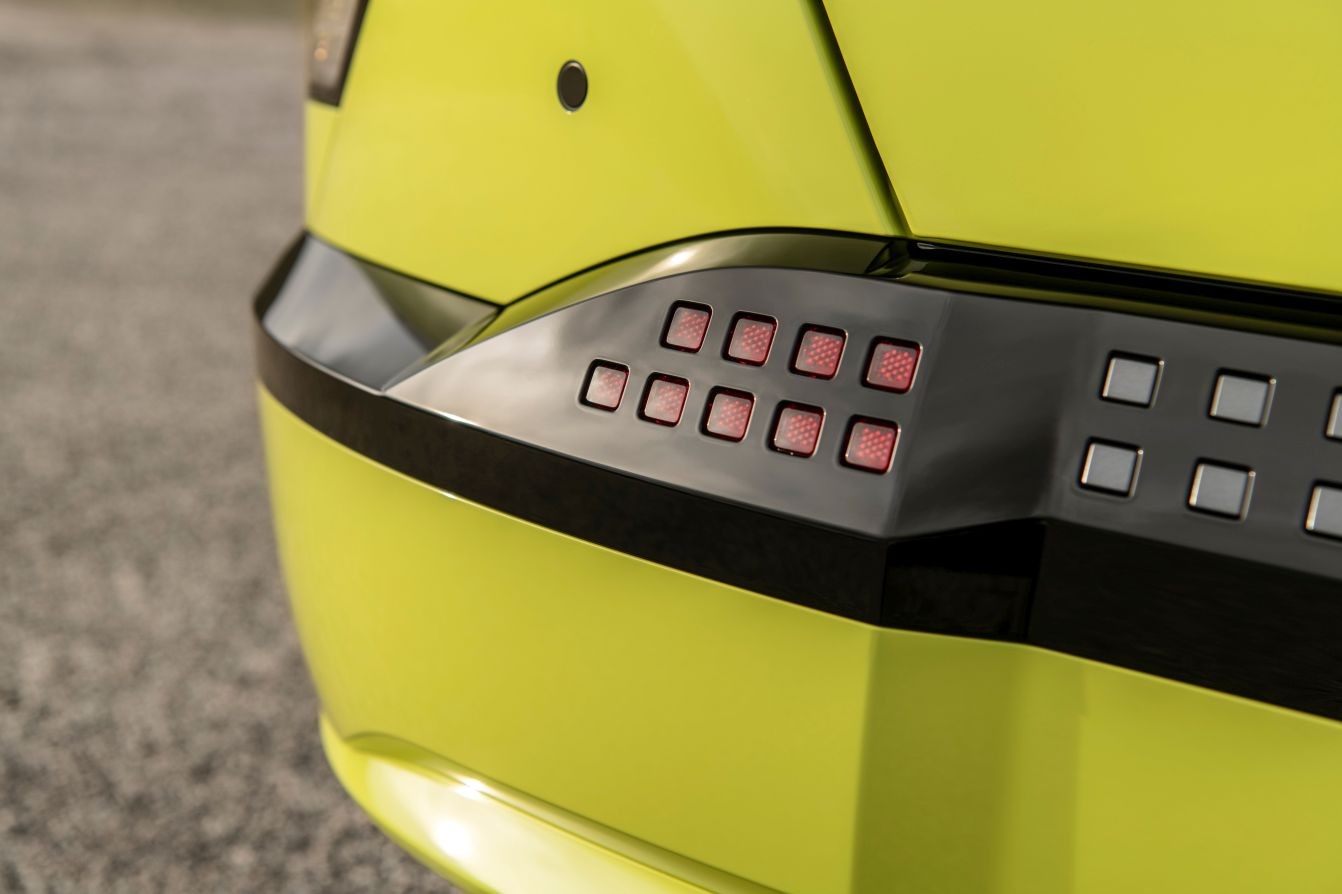 Hyundai Kona Electric photo 3