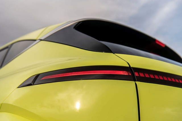 Hyundai Kona Electric photo 5