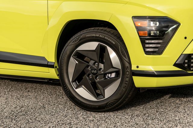 Hyundai Kona Electric photo 10