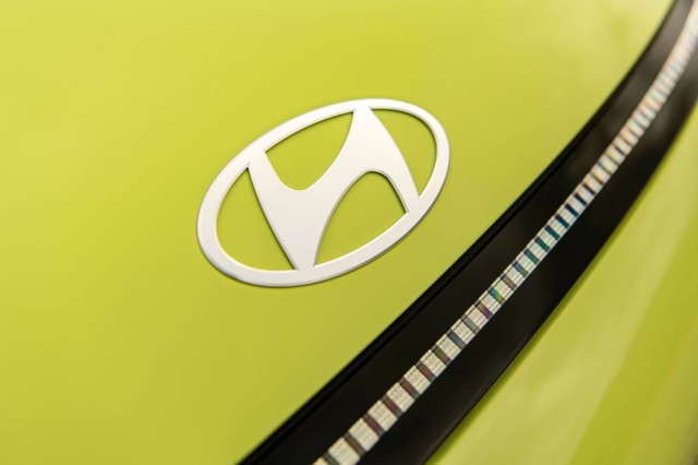 Hyundai Kona Electric photo 18
