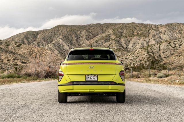 Hyundai Kona Electric photo 25