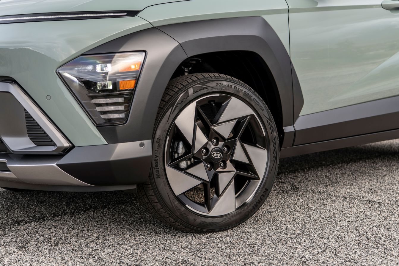 Hyundai Kona photo 6