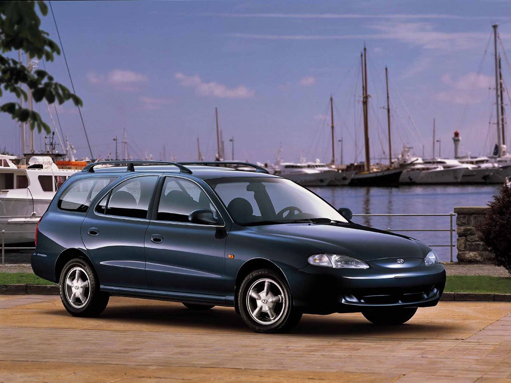 Hyundai Lantra Wagon photo 4
