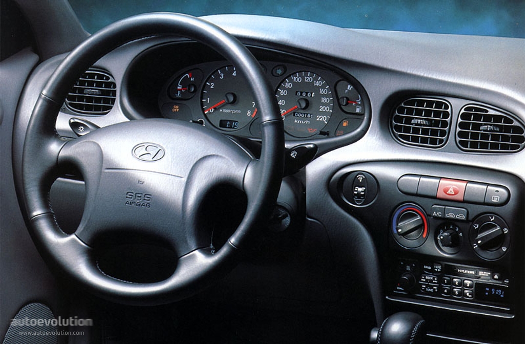 Hyundai Lantra Wagon photo 3