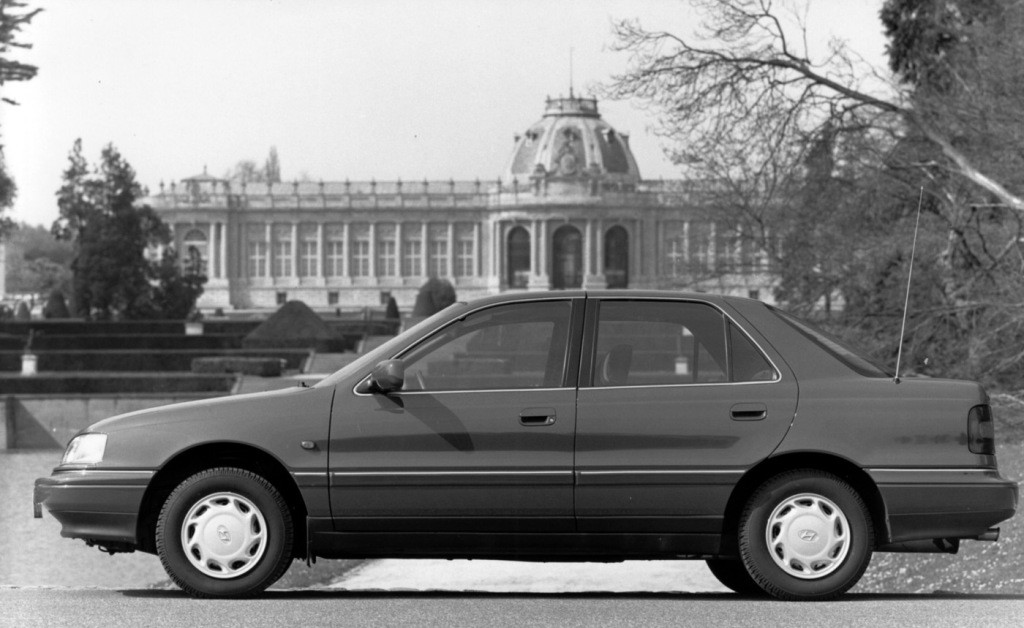 Hyundai Lantra photo 5