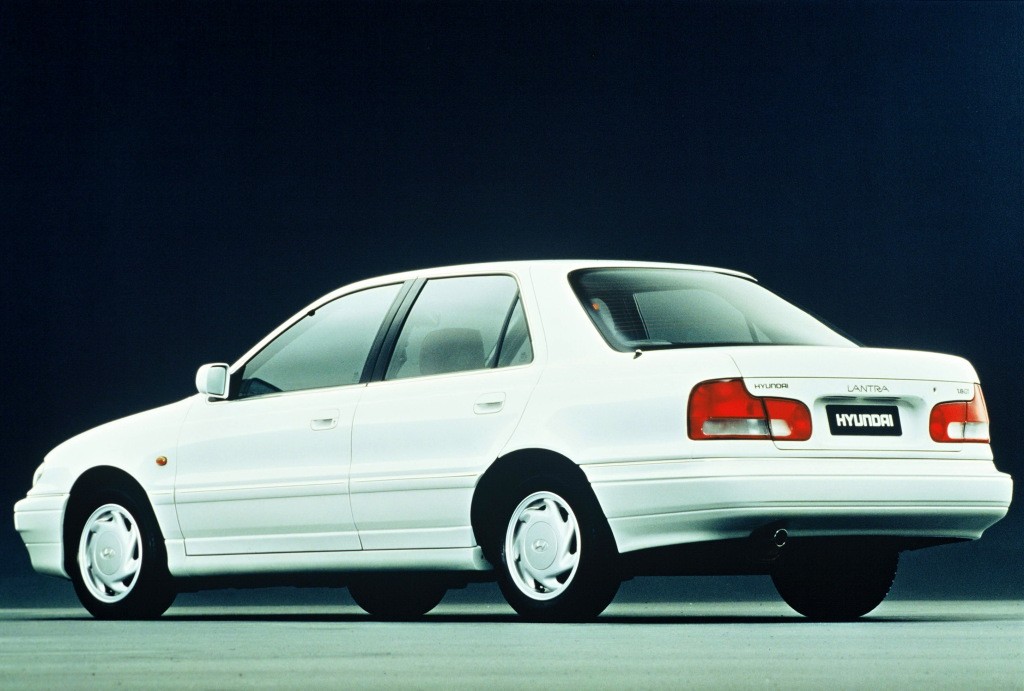 Hyundai Lantra photo 3