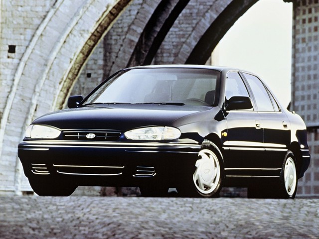 Hyundai Lantra photo 5