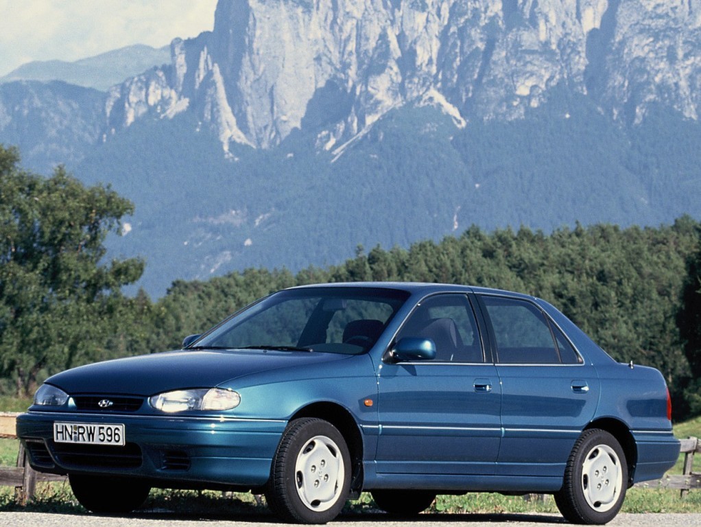 Hyundai Lantra photo 7