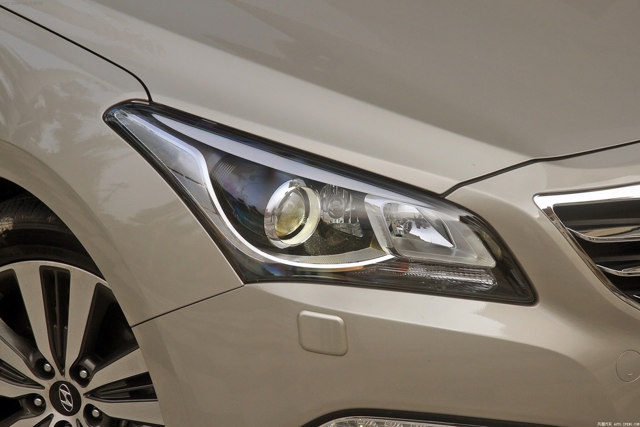 Hyundai Mistra foto 11