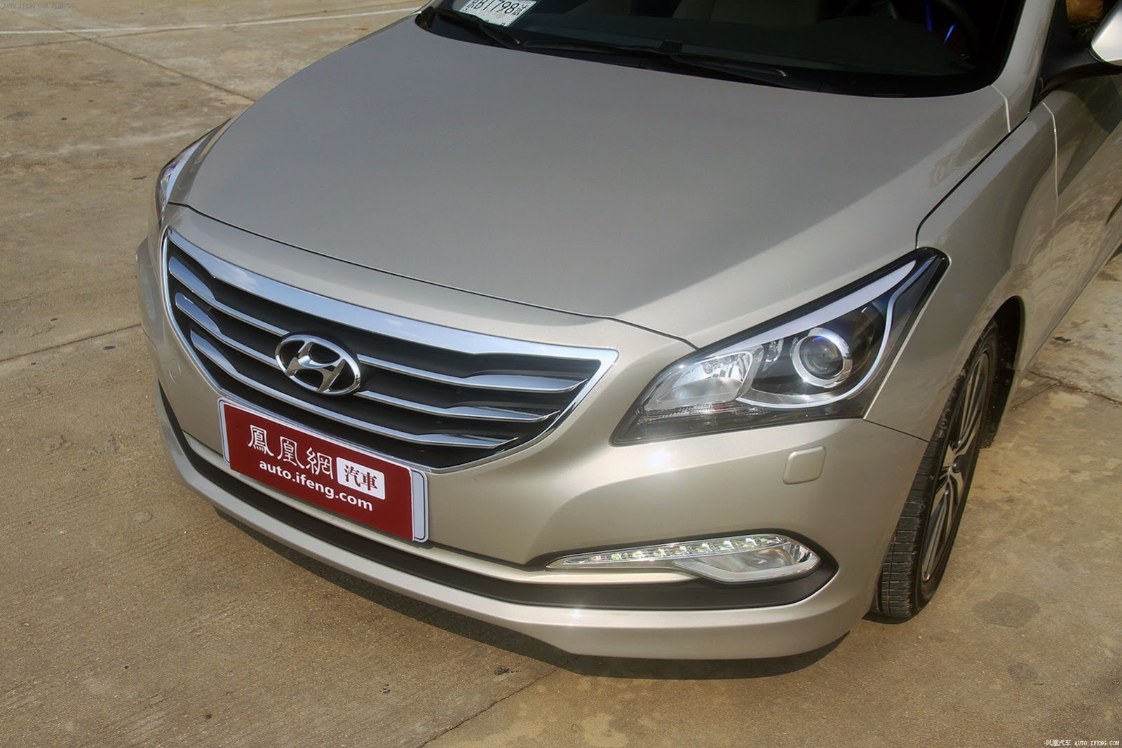 Hyundai Mistra photo 13