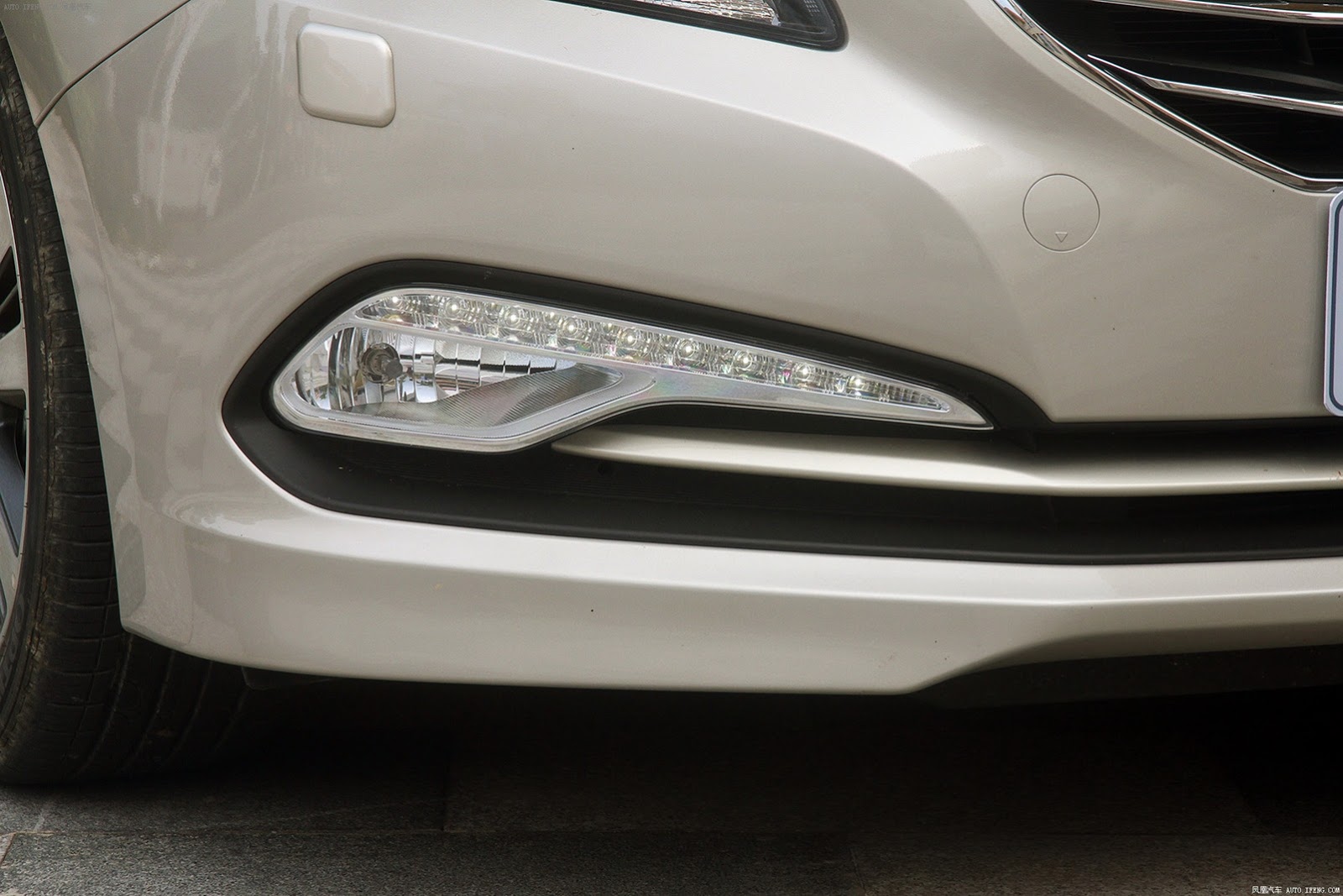 Hyundai Mistra photo 17