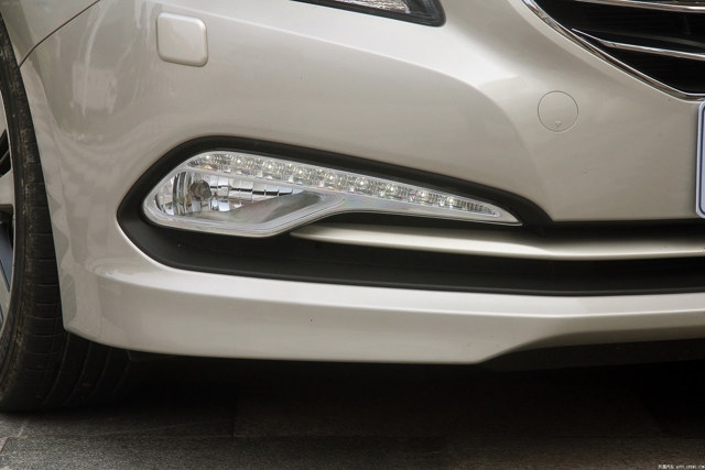Hyundai Mistra foto 17