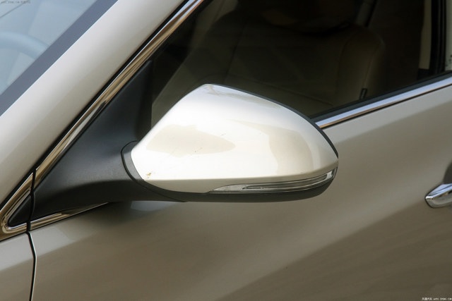 Hyundai Mistra foto 18