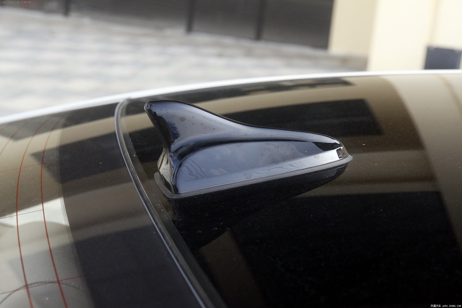 Hyundai Mistra photo 2