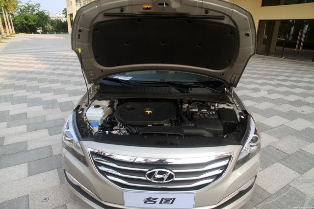Hyundai Mistra foto 23