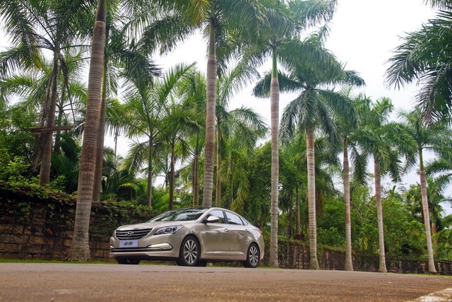 Hyundai Mistra foto 24