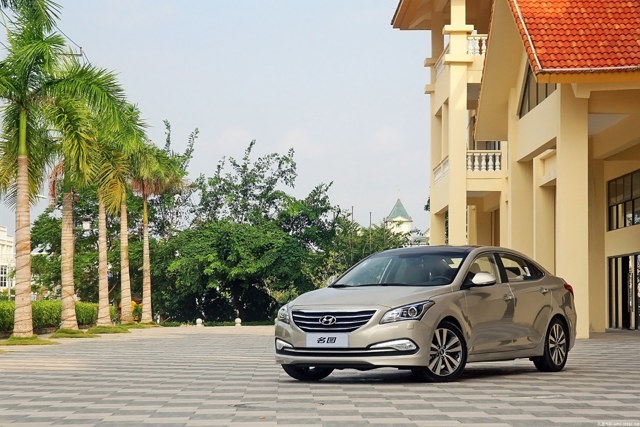 Hyundai Mistra foto 26