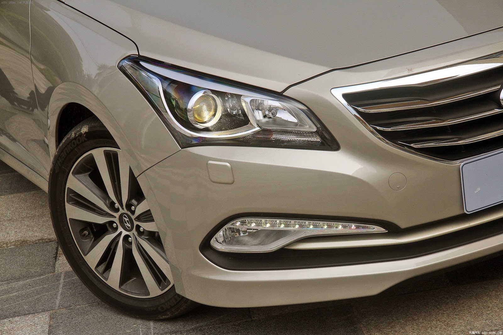 Hyundai Mistra photo 29