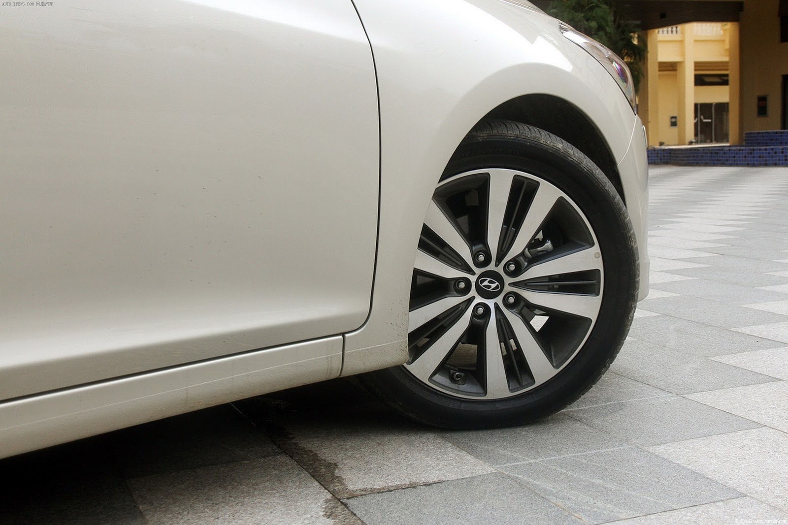 Hyundai Mistra photo 30