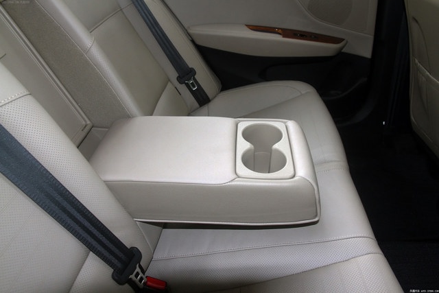 Hyundai Mistra foto 53