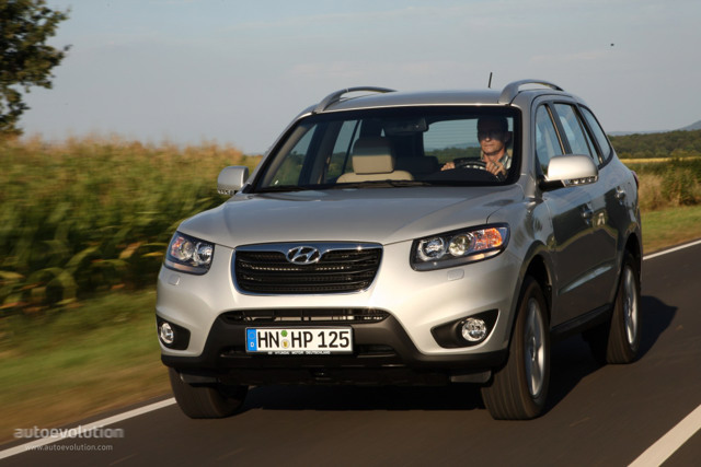 HYUNDAI Santa Fe