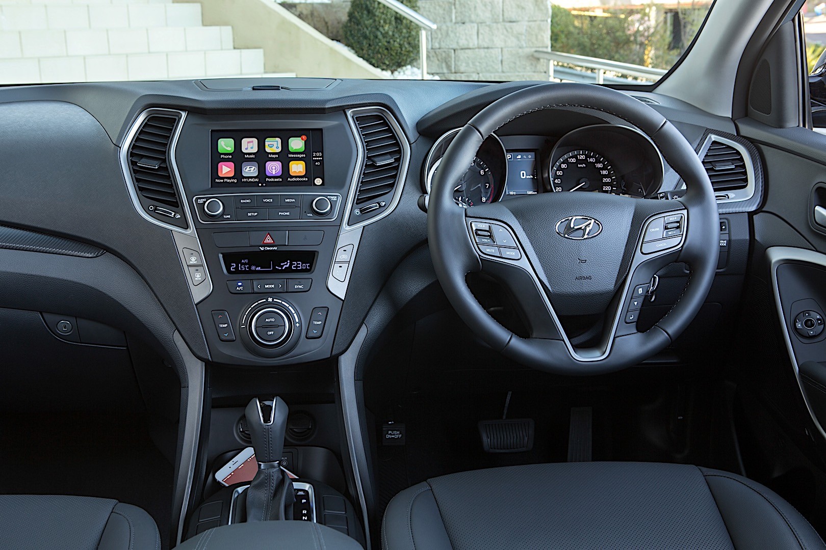 Hyundai Santa Fe photo 17