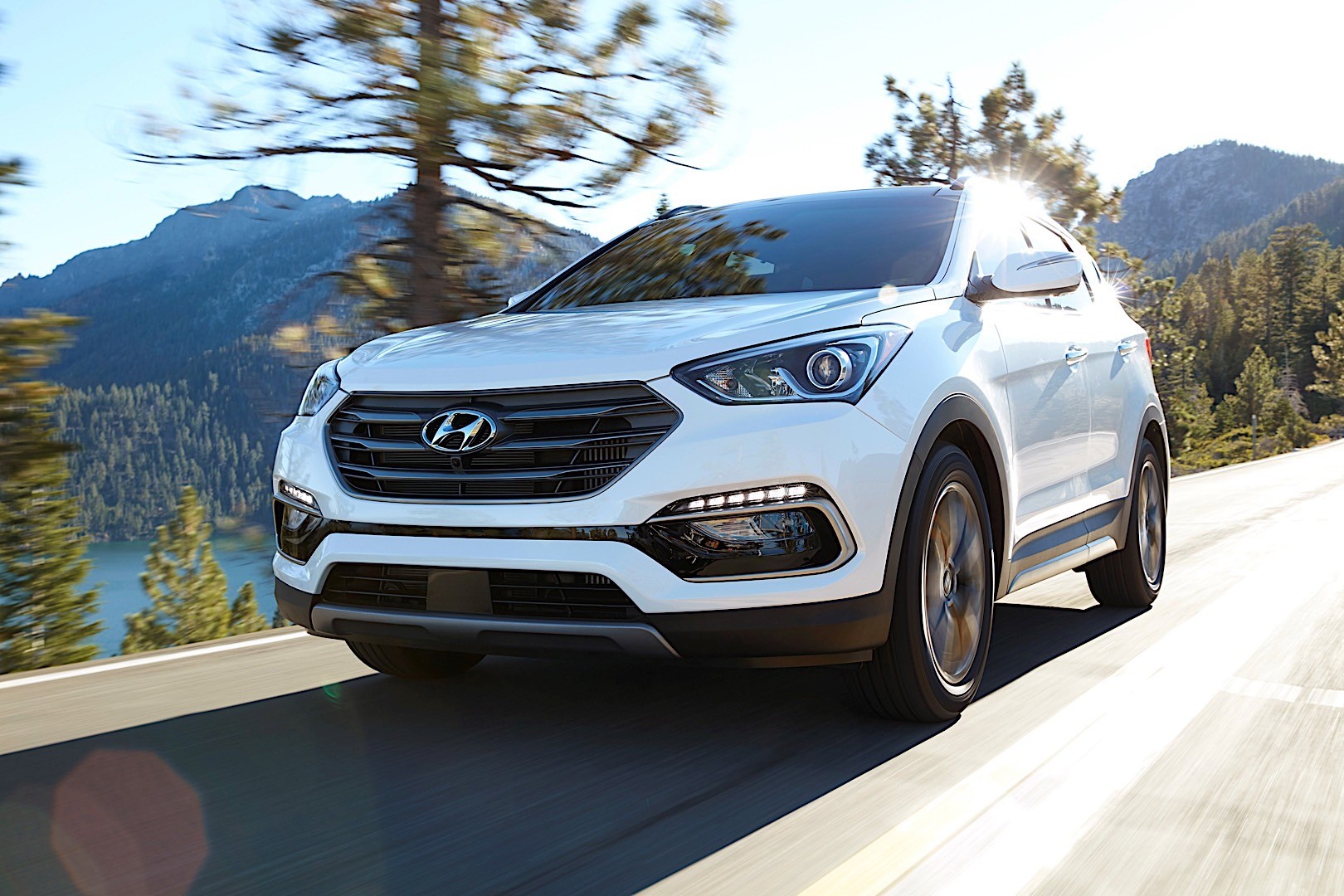 Hyundai Santa Fe photo 4