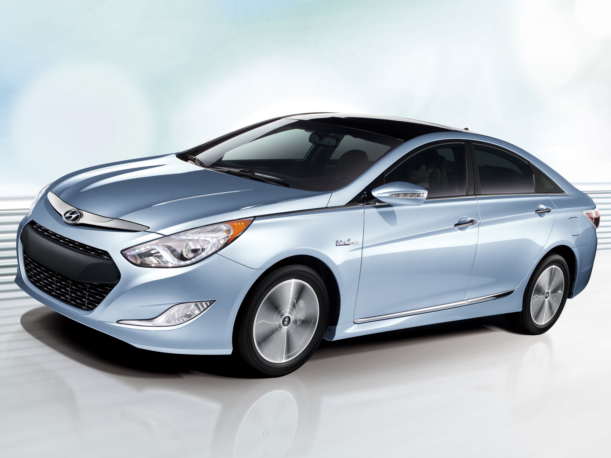 Hyundai Sonata Hybrid photo 29