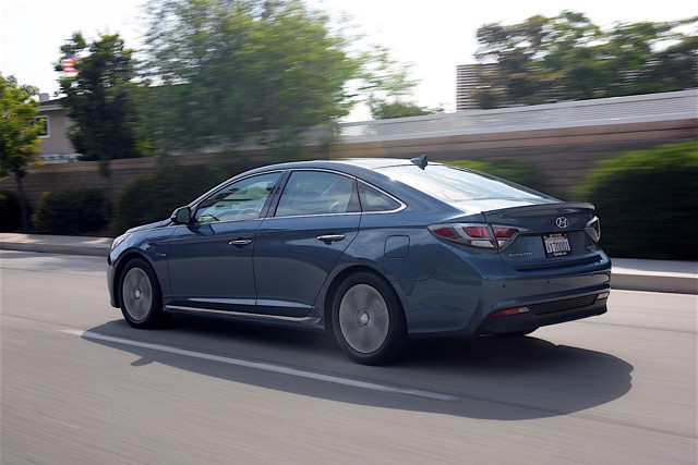 Hyundai Sonata Hybrid Foto 3
