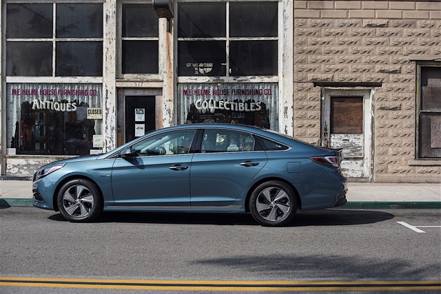 Hyundai Sonata Hybrid Foto 16