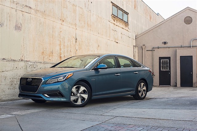 Hyundai Sonata Hybrid Foto 19