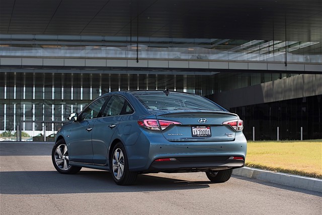Hyundai Sonata Hybrid Foto 22