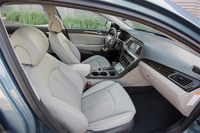 Hyundai Sonata Hybrid Foto 28