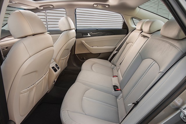Hyundai Sonata Hybrid foto 13