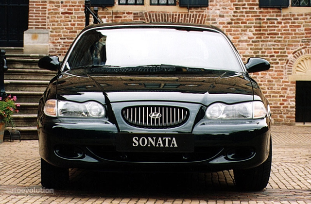 Hyundai Sonata Foto 2