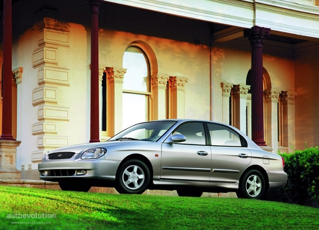 Hyundai Sonata Foto 1