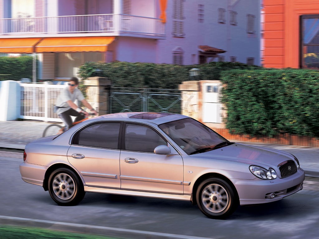 Hyundai Sonata photo 12