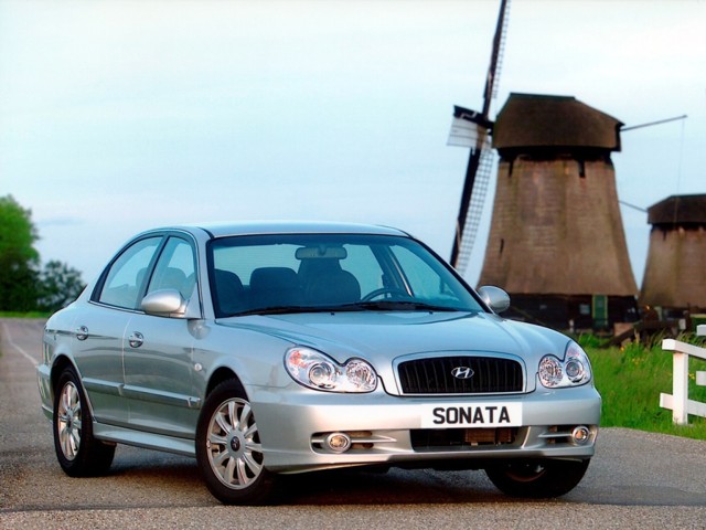 Hyundai Sonata photo 18