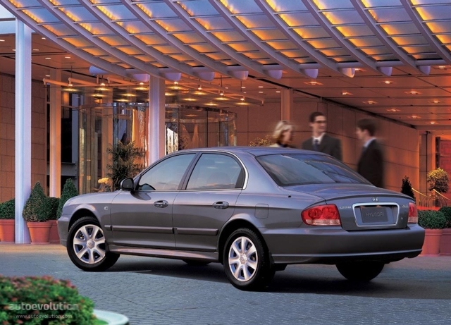 Hyundai Sonata photo 5