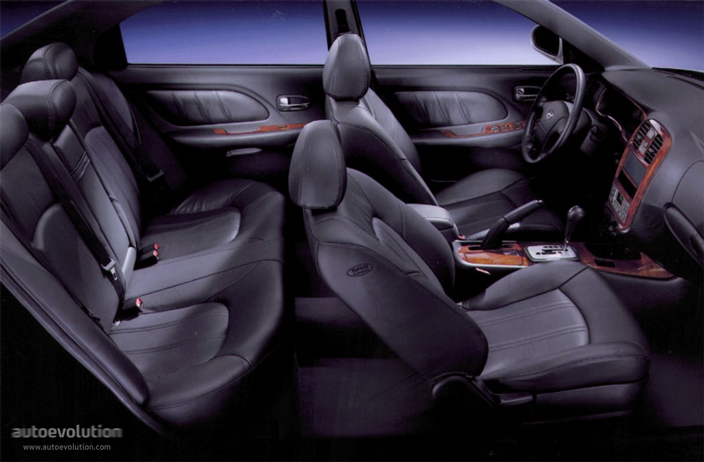 Hyundai Sonata photo 26