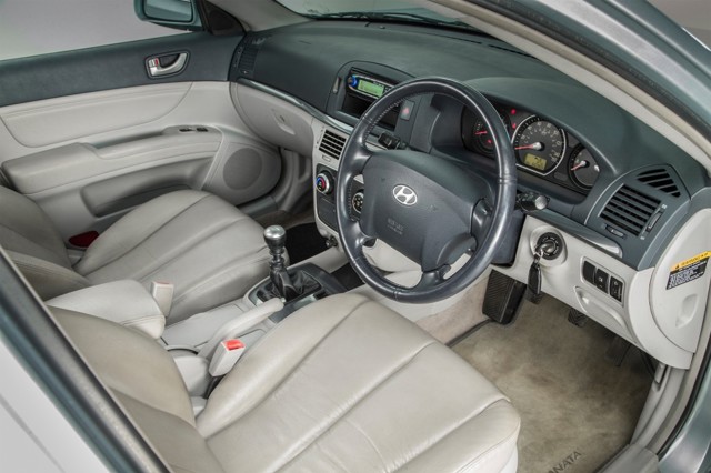 Hyundai Sonata Foto 28