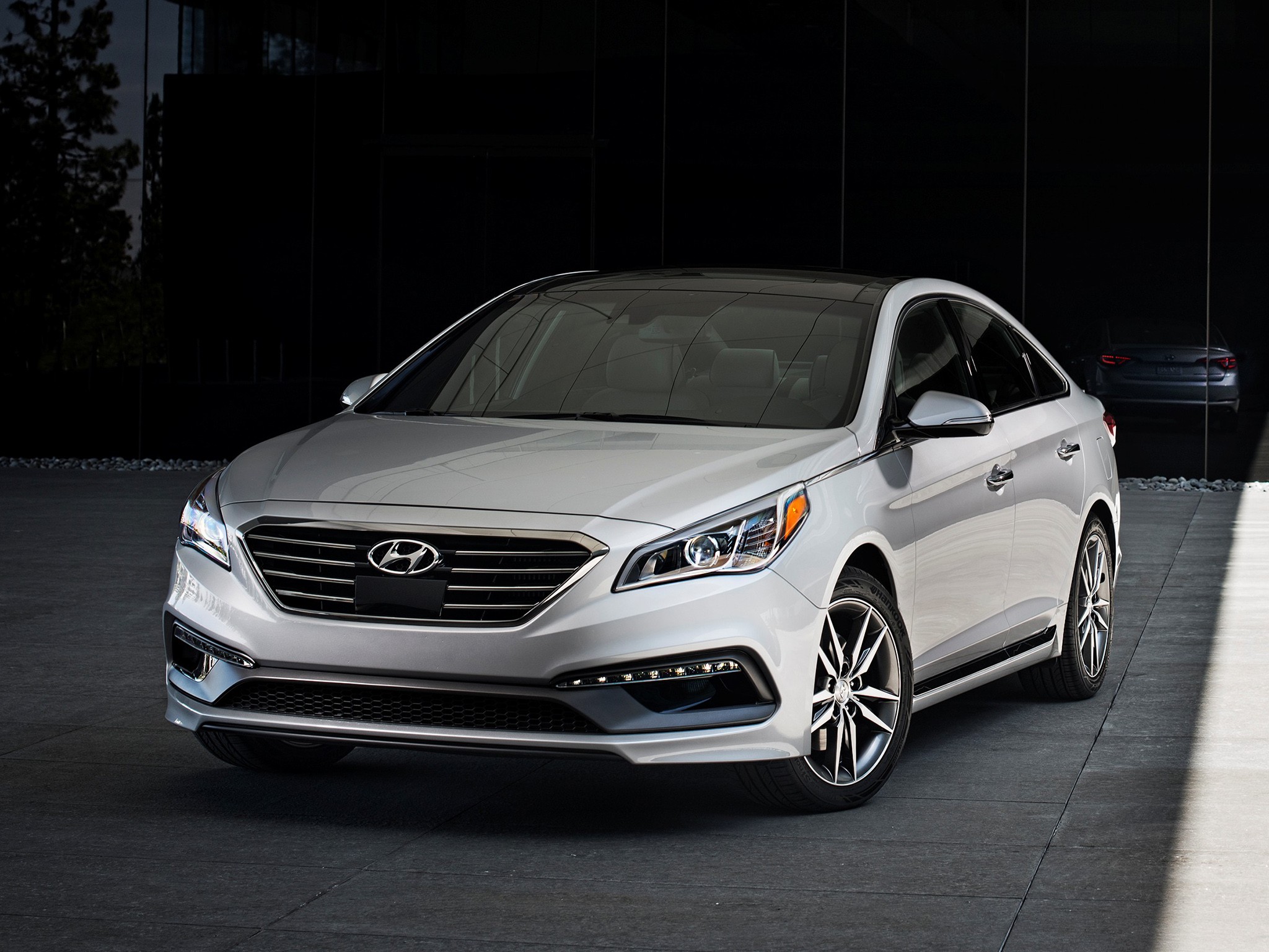 Hyundai Sonata photo 32
